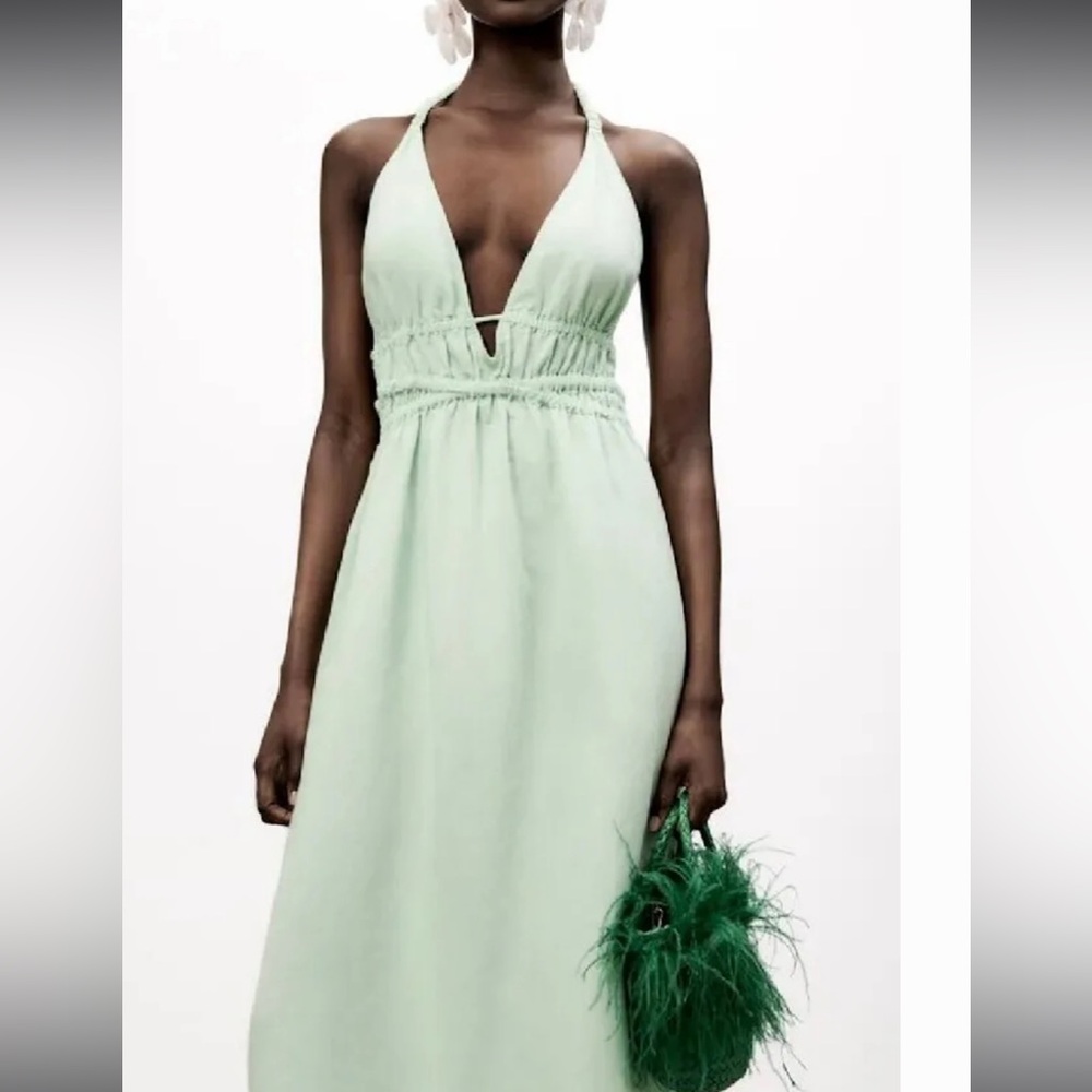 Zara limited edition linen blend midi dress with open back - Picture 3 of 9
